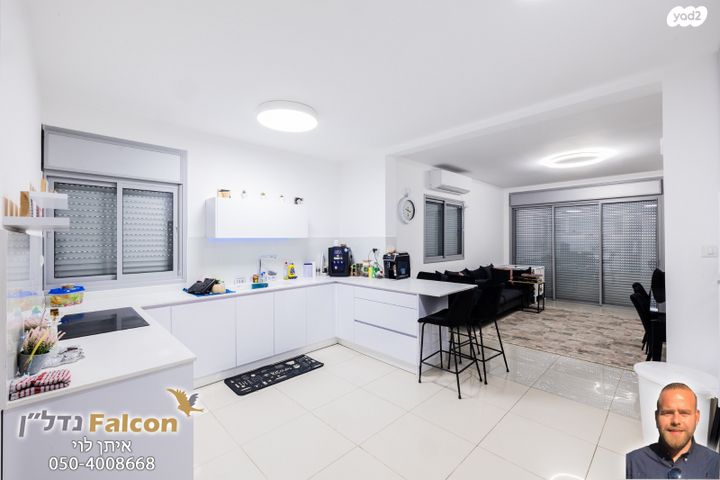 גג/ פנטהאוז, הרב אבו חצירא, רובע ג', אשדוד