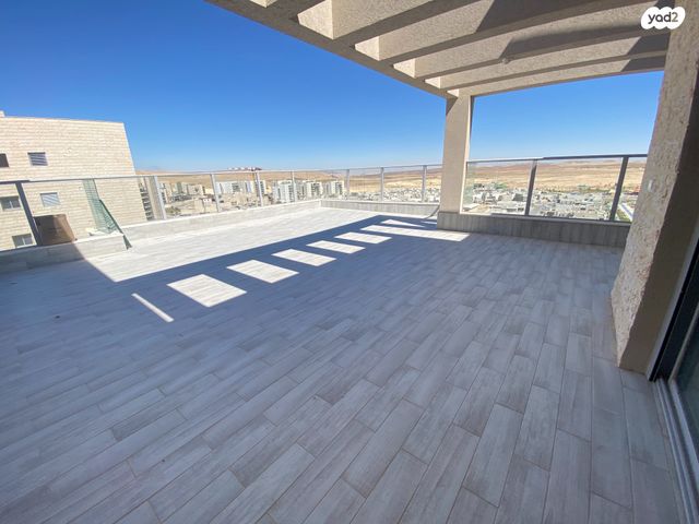 גג/ פנטהאוז, השחר, דימונה