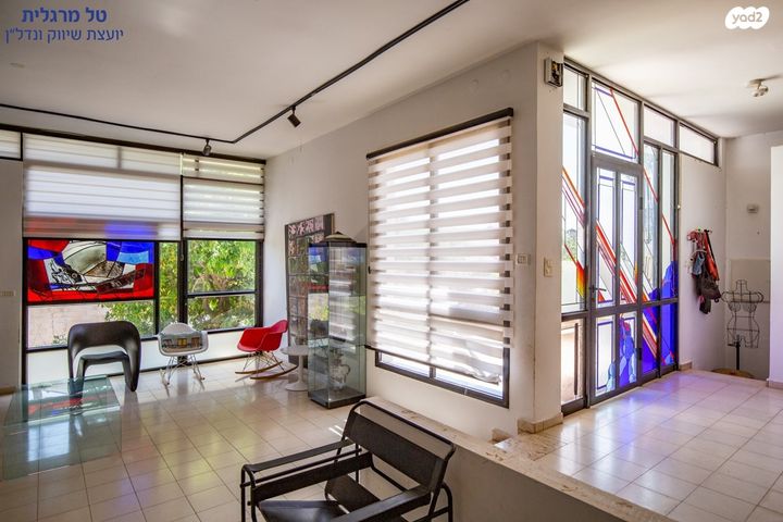 בית פרטי/ קוטג', ערמון, נווה אילן - אזרחי, יבנה