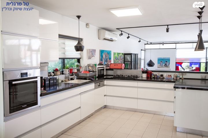 בית פרטי/ קוטג', ערמון, נווה אילן - אזרחי, יבנה