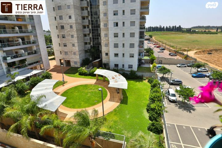 דירה, רמת אמיר, קדימה צורן