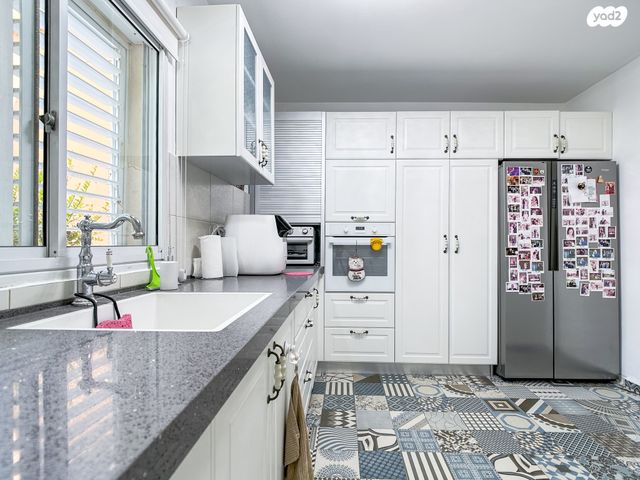 דירת גן, הנגב 5, אריאל