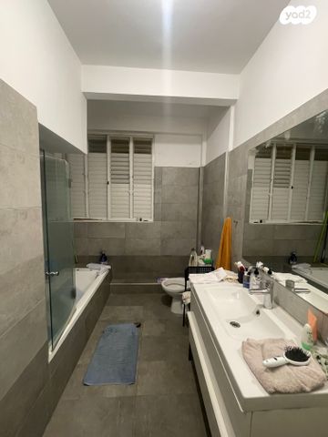 דירה, בתיה מקוב 27, ד' / מערב מרכז העיר, רחובות