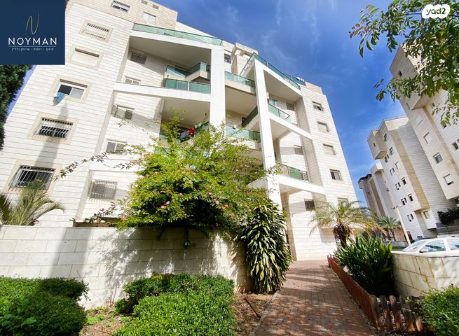 דירה, אשר 12, קרית השרון, נתניה