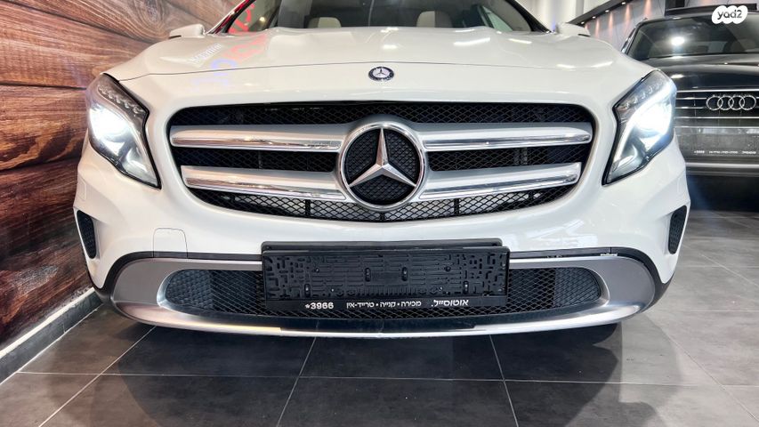 מרצדס-בנץ GLA