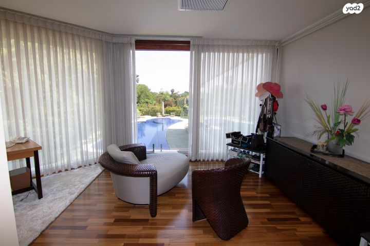 בית פרטי/ קוטג', סביון