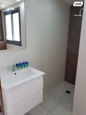 דירה, יוסף קארו 7, מונטיפיורי, הרכבת, תל אביב יפו