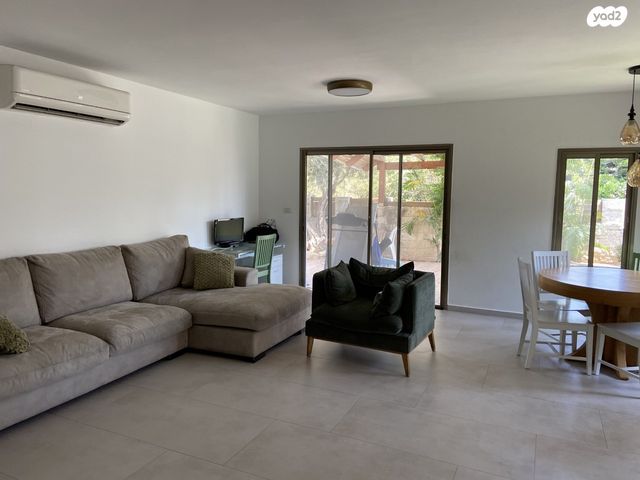 בית פרטי/ קוטג', מוטה גור, גן יבנה