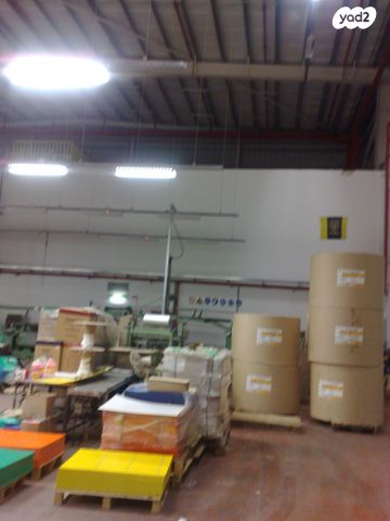 מחסנים, בדר, כפר קאסם, כפר קאסם