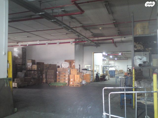 מחסנים, הקשת, יעלים, שוהם