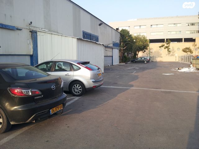 מחסנים, בדר, כפר קאסם, כפר קאסם