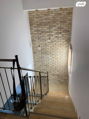 דופלקס, משעול אהבה, כפר סבא