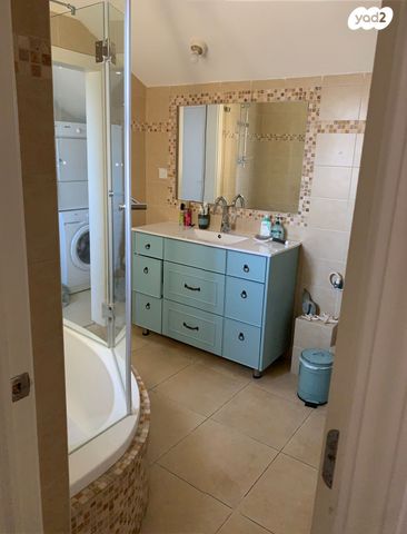 דופלקס, משעול אהבה, כפר סבא