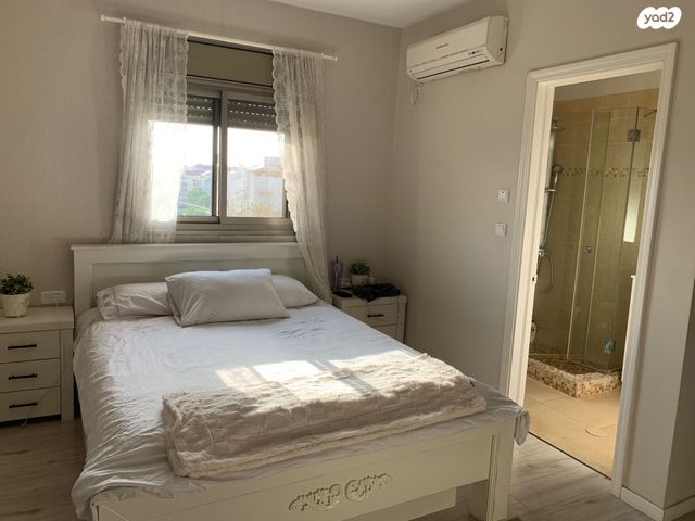 דופלקס, משעול אהבה, כפר סבא