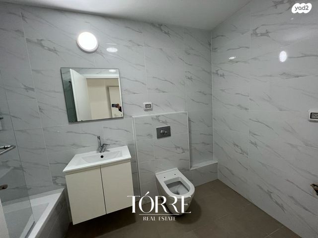 דירה, דרך מנחם בגין, תל אביב יפו