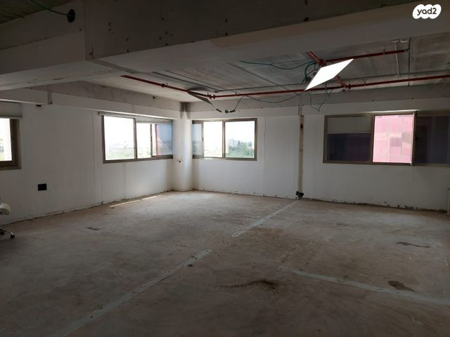 משרדים, אור יהודה