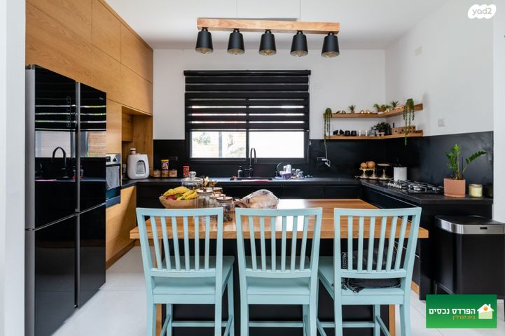 בית פרטי/ קוטג', פרדס חנה כרכור