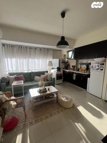 דירה, עוזיאל 95, נגבה, רמת גן