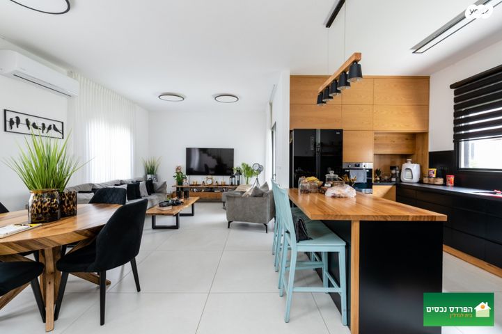 בית פרטי/ קוטג', פרדס חנה כרכור