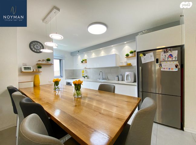 דירת גן, בני וו. רייך, קרית השרון, נתניה