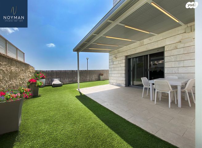 דירת גן, בני וו. רייך, קרית השרון, נתניה