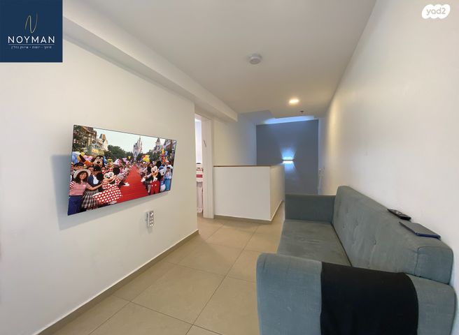 דירת גן, בני וו. רייך, קרית השרון, נתניה