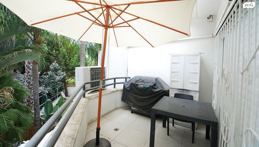 דירה, כפר יונה