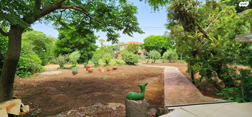 בית פרטי/ קוטג', נאות גולן