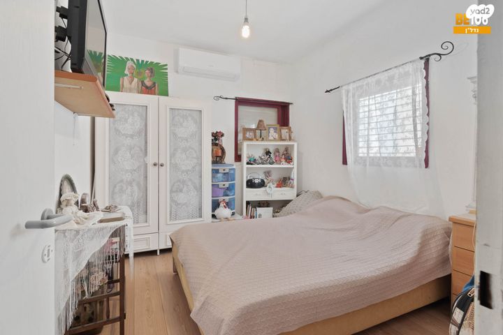 דופלקס, רמז, מערב ותיק, ראשון לציון