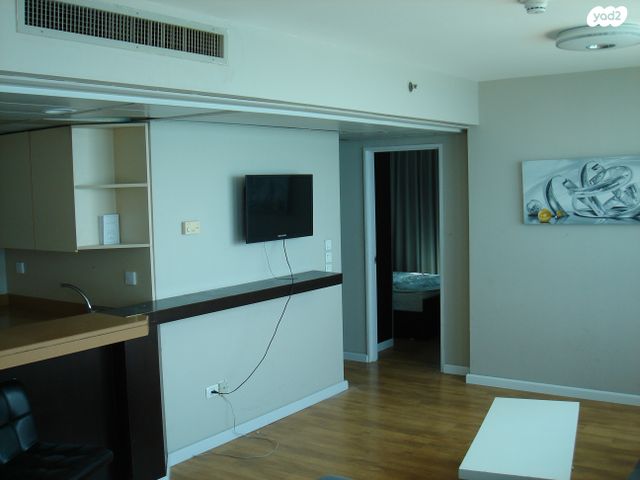 דירה, שדרות עובד בן עמי 2, נוף הטיילת, נתניה