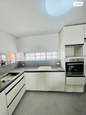 דירת גן, אברהם בן שושן 16, עכו