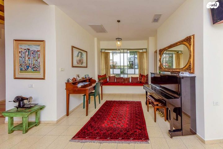 בית פרטי/ קוטג', חרות