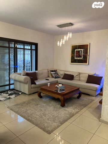 דירת גן, נורית, ורדיה, חיפה