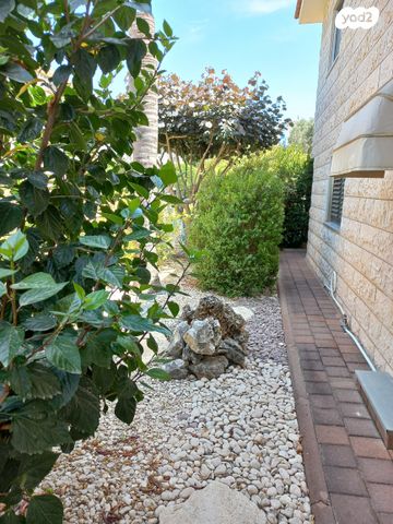 בית פרטי/ קוטג', הלגונה 14, כפר ויתקין