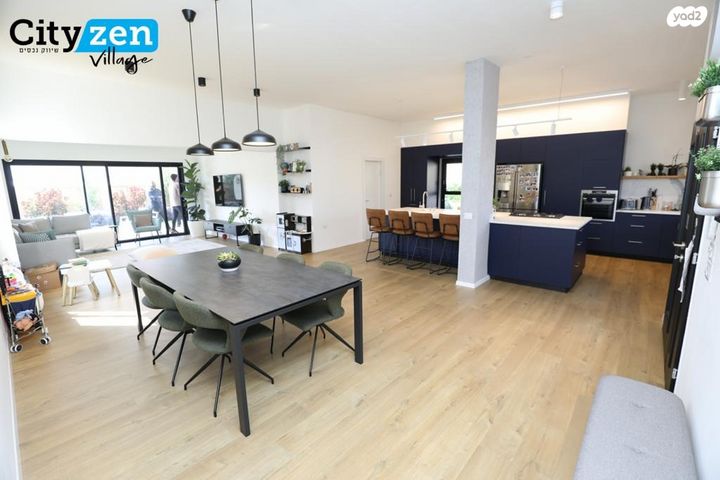 דו משפחתי, אבן יהודה