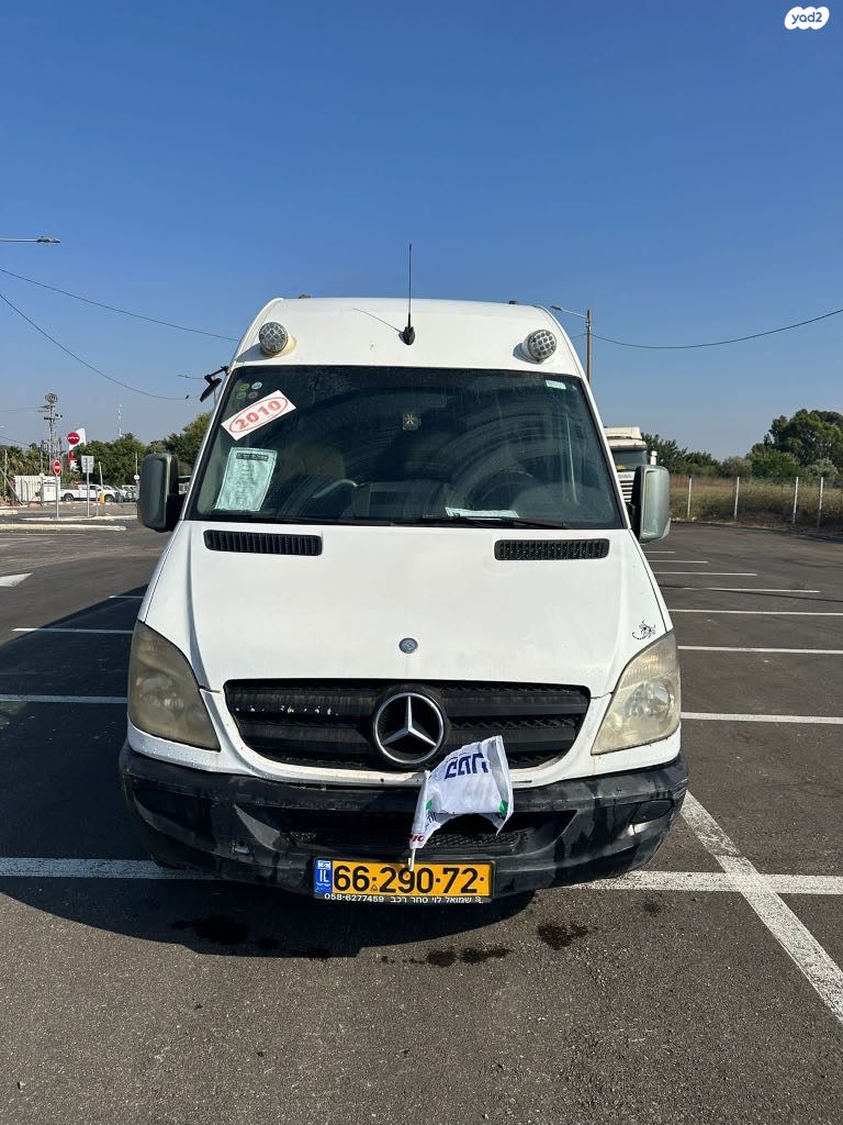 מודעת רכב מרצדס-בנץ ספרינטר