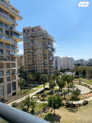 אברהם בויאר 