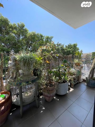 דירה, שדרות ירושלים, צהלון, שיכוני חסכון, תל אביב יפו