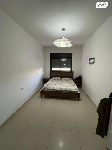 דירה, שדרות ירושלים, צהלון, שיכוני חסכון, תל אביב יפו