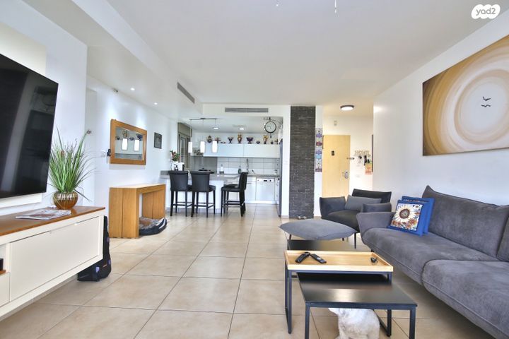 דירה, אילנות, סביוני ים, קרית ים