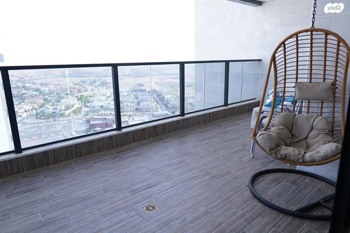 דירה, יוסף בורג, באר שבע