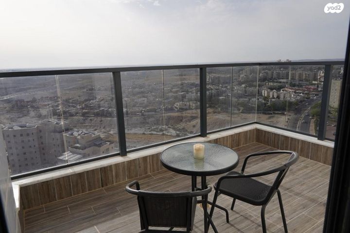 דירה, יוסף בורג, באר שבע