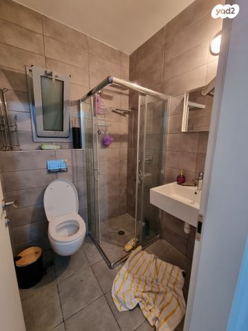 דירה, אריאל שרון, נווה שרון / שער העיר, נתיבות