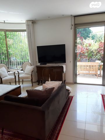 בית פרטי/ קוטג', רמת גן