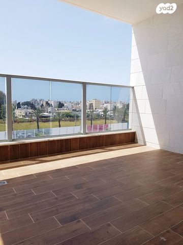 דירה, גבעת אוסישקין, נהריה