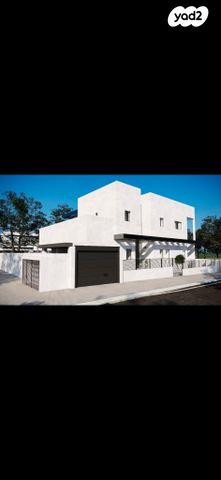 מגרשים, גאולים, כפר סבא