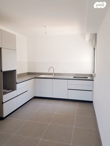 דירה, גבעת אוסישקין, נהריה