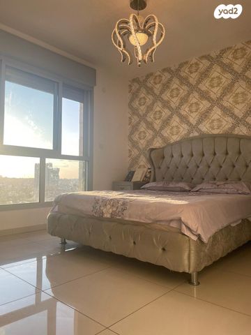 דירה, דגניה 2, ח-501, חולון