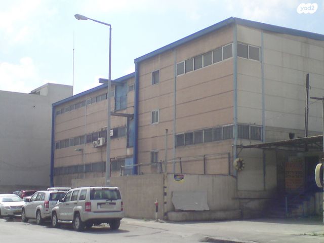 מבני תעשיה, מודיעין מכבים רעות