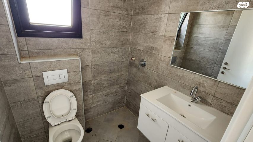 דירת גן, אופקים